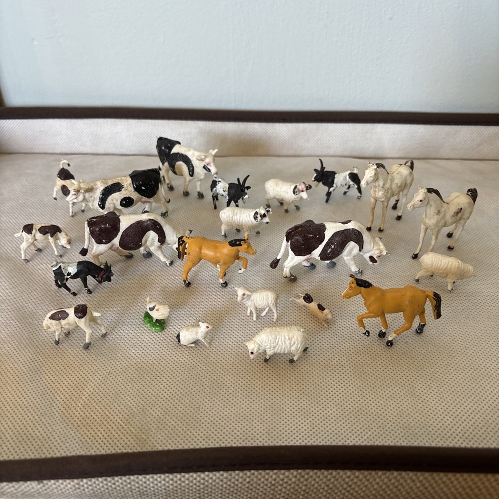Vintage Lot of 22‎ Plastic/Rubber Miniature Animals Made in Hong Kong Mixed
